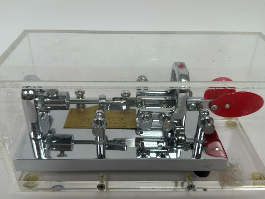 Rare Mint Vibroplex Presentation Mechanical Morse Key Contained In Lucite Display Box 8.5W X 4D X 4H [Photo 8]