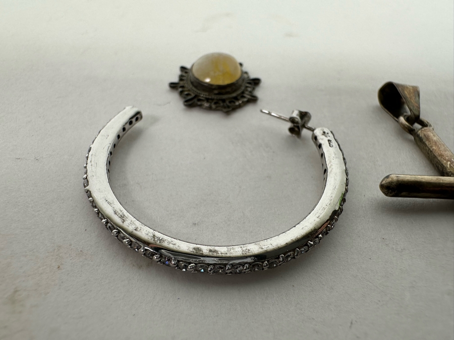 Sterling Silver Jewelry Lot Three Pendants And One Earring 19.6g [Photo 4]