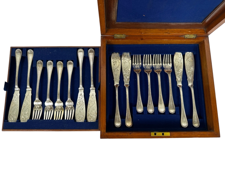 Antique Silverplate Fork And Knives Set 16 Pieces With Wooden 2-Tier Presentation Box 12W X 11D X 4H [Photo 1]