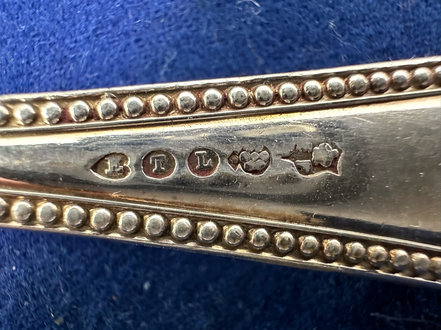 Antique Silverplate Fork And Knives Set 16 Pieces With Wooden 2-Tier Presentation Box 12W X 11D X 4H [Photo 9]