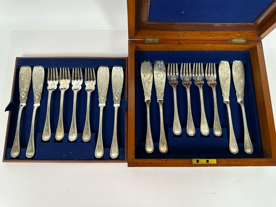 Antique Silverplate Fork And Knives Set 16 Pieces With Wooden 2-Tier Presentation Box 12W X 11D X 4H [Photo 5]