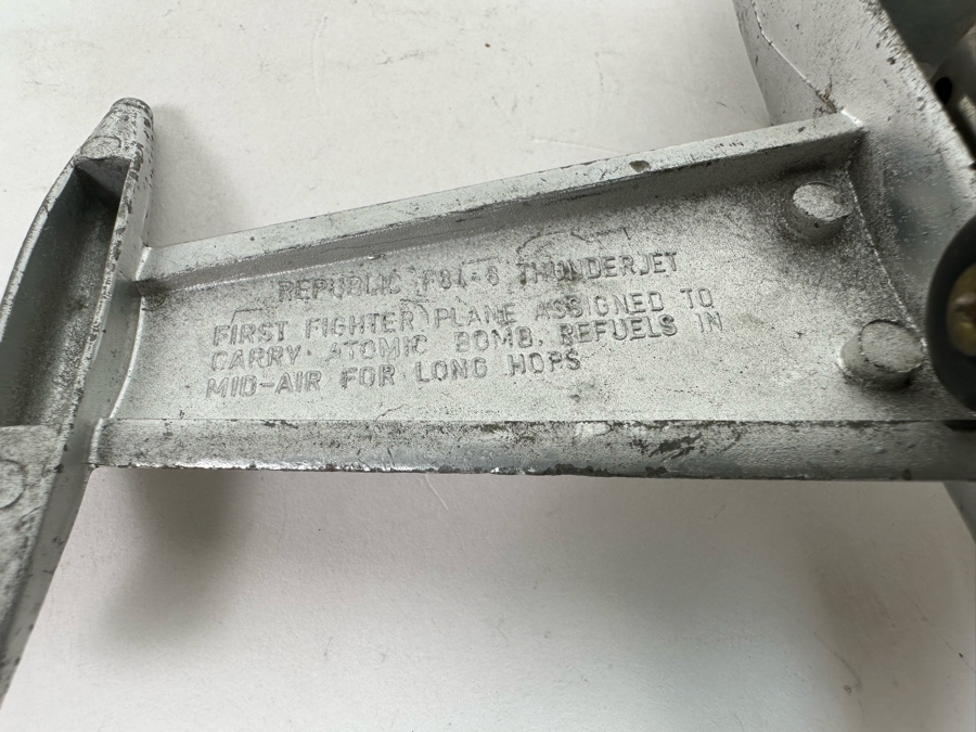 Pair Of Mid-Century Metal Military Aircraft Airplanes Friction Toys: Republic F84 Thunderjet And Boeing B-52 8W X 7L [Photo 9]