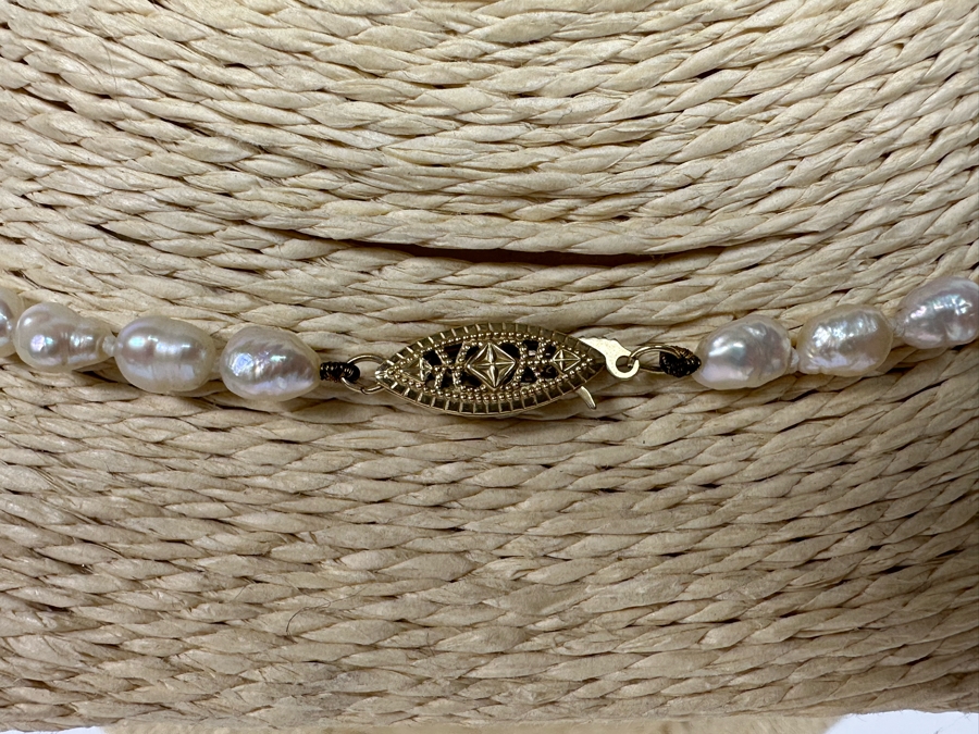 19' Pearl Necklace With 14K Gold Clasp [Photo 5]