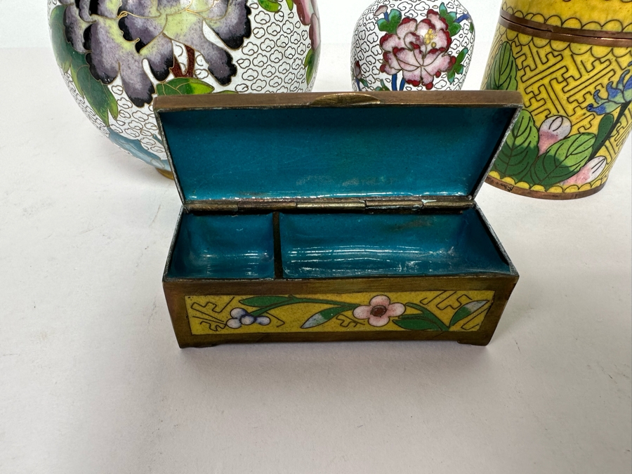 Vintage Chinese Cloisonne Vases And Boxes [Photo 24]
