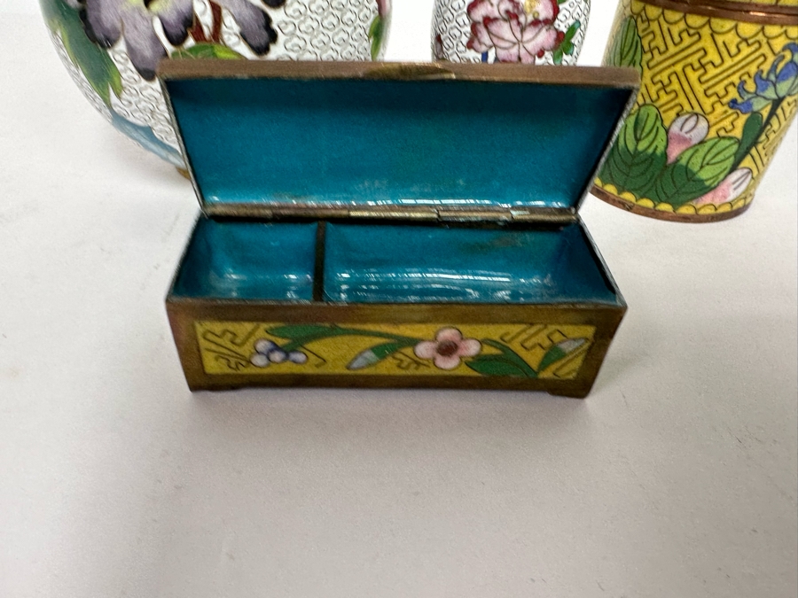 Vintage Chinese Cloisonne Vases And Boxes [Photo 25]