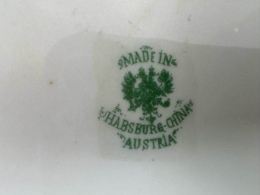 Pair Of Habsburg China Plates Made In Austria 8.75R [Photo 8]
