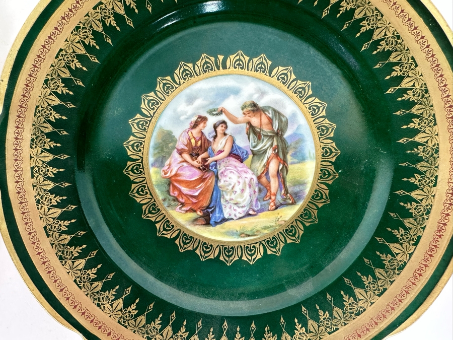 Pair Of Habsburg China Plates Made In Austria 8.75R [Photo 4]