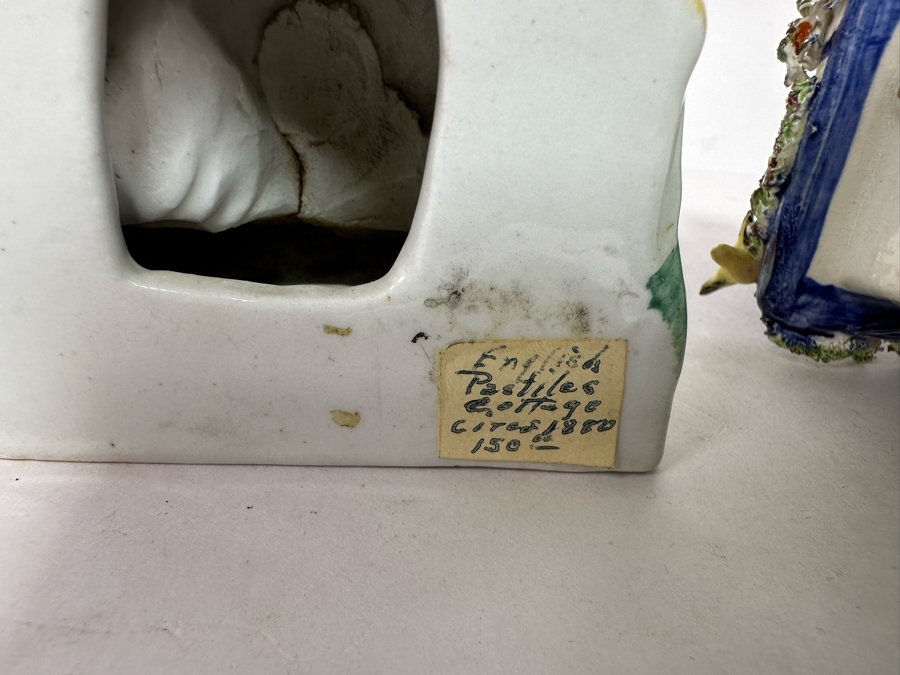 Pair Of Antique 1880s English Cottage Figurines 4W X 4.5H [Photo 11]