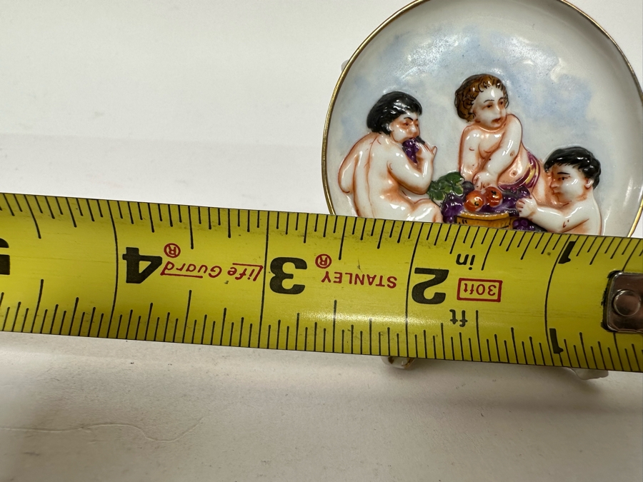 Antique Dresden Capodimonte Miniature Hand Painted Porcelain Plaque With Applied Stand 2.75W X 2.75H [Photo 9]
