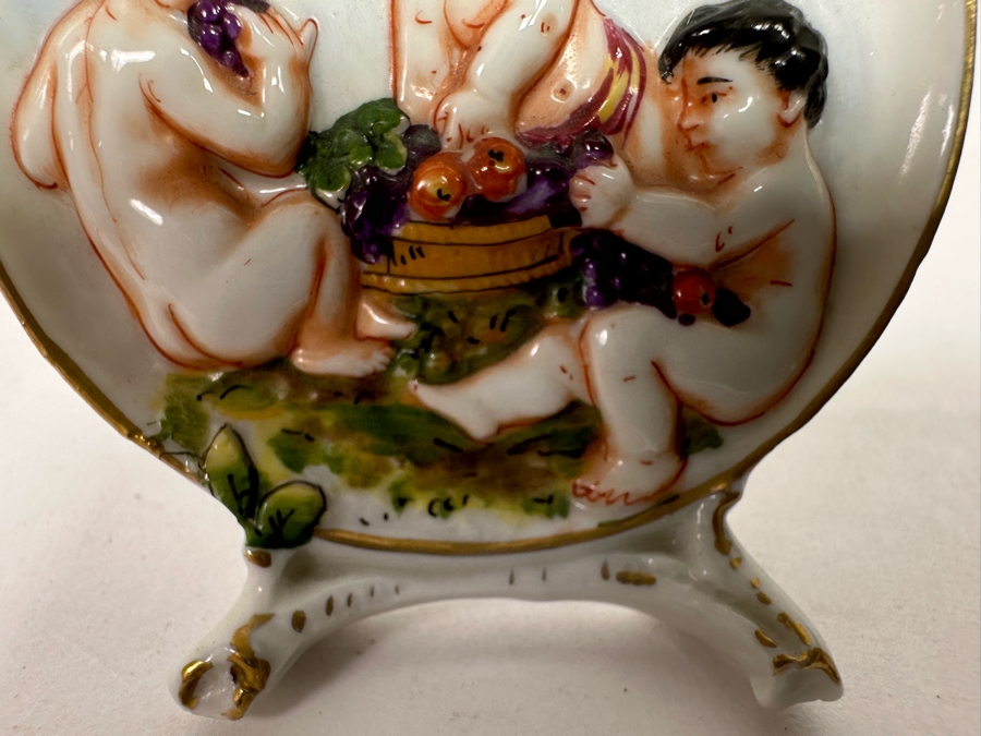 Antique Dresden Capodimonte Miniature Hand Painted Porcelain Plaque With Applied Stand 2.75W X 2.75H [Photo 5]