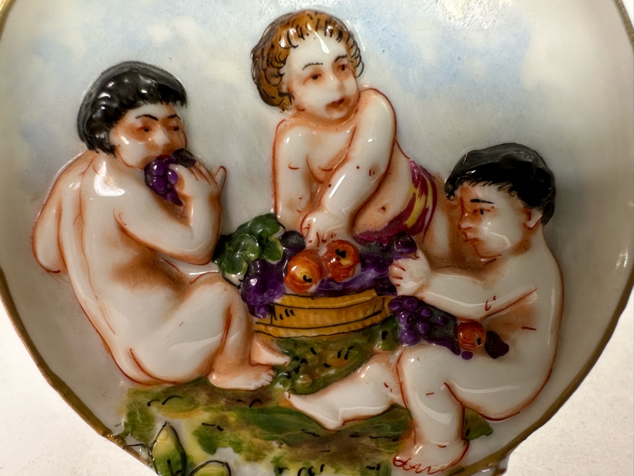 Antique Dresden Capodimonte Miniature Hand Painted Porcelain Plaque With Applied Stand 2.75W X 2.75H [Photo 4]