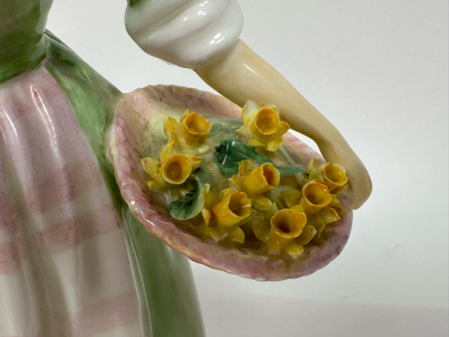 Royal Doulton England Bone China Lady Figurine 'Daffy-Down-Dilly' 8H [Photo 7]