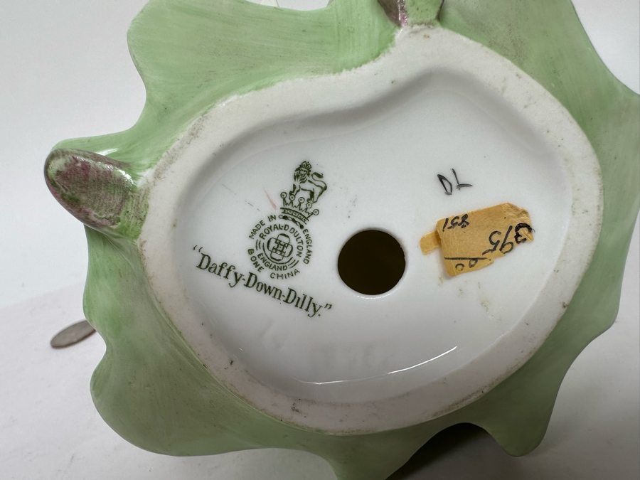 Royal Doulton England Bone China Lady Figurine 'Daffy-Down-Dilly' 8H [Photo 10]