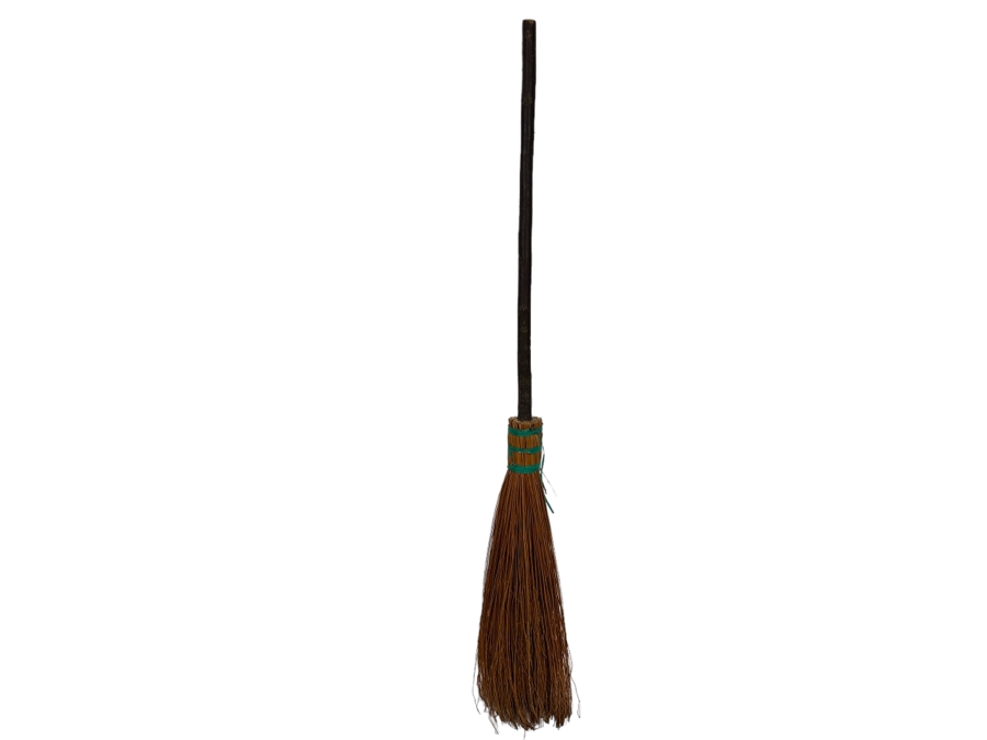 Vintage Berea College Broom 36L [Photo 1]