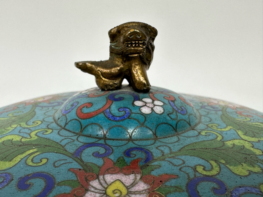 Vintage Chinese Cloisonne Jar With Foo Dog Finial Lid 5W X 4H [Photo 4]