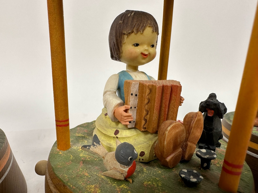 Four Vintage Anri Wooden Music Boxes [Photo 9]