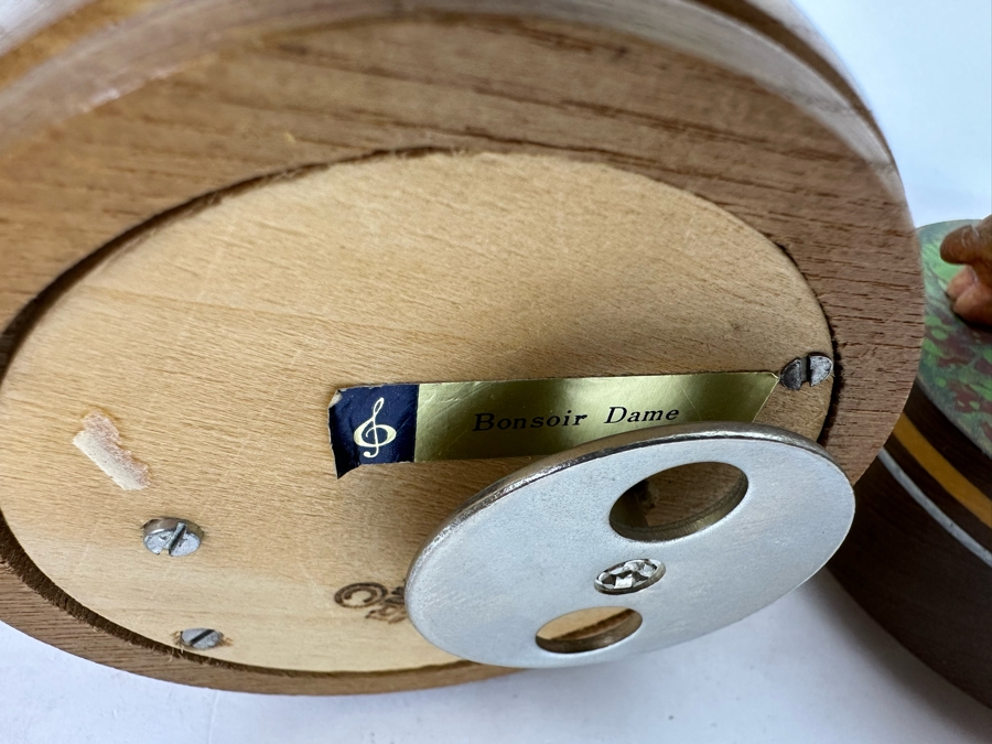Four Vintage Anri Wooden Music Boxes [Photo 14]