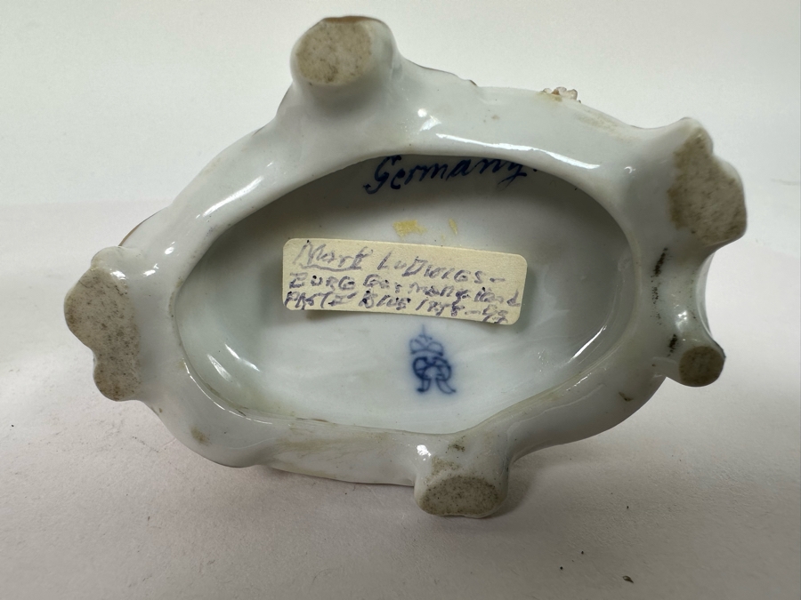 Antique Staffordshire Porcelain Box And Antique 19th Century Germany Dancing Couple Figurine 4.5H [Photo 13]