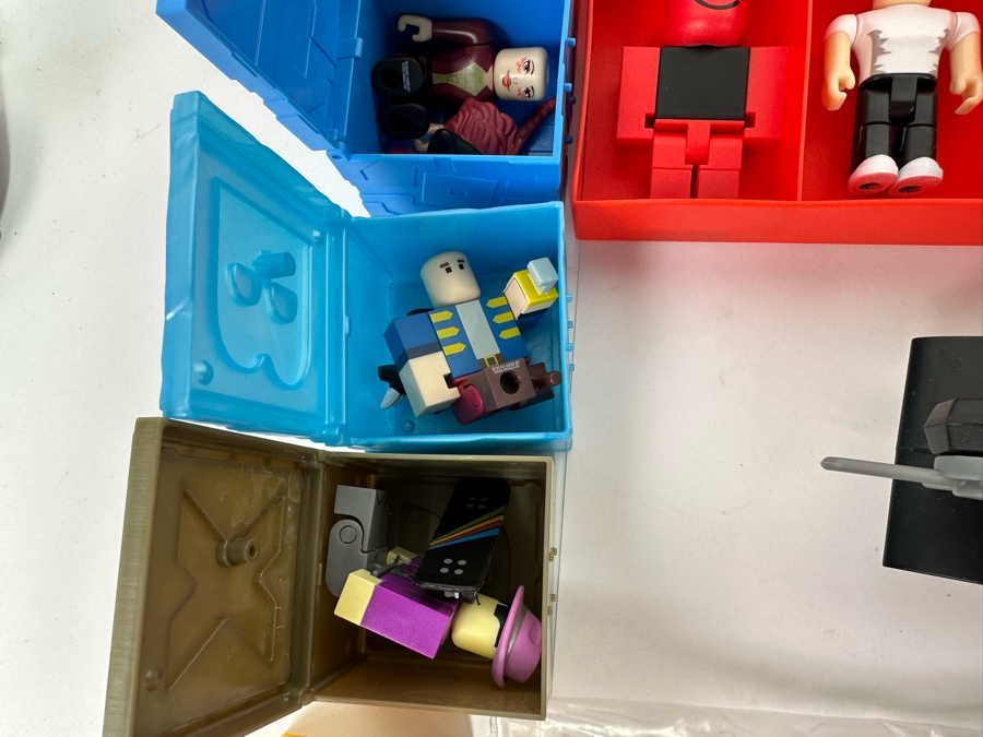 Huge Collection Of Roblox Action Figures And Accessories [Photo 7]