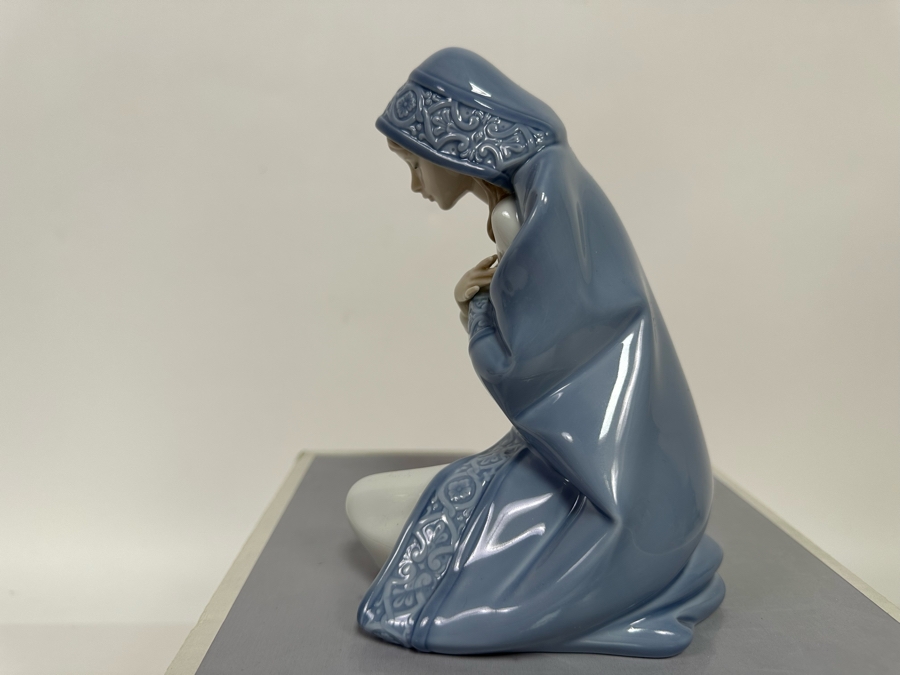 Vintage 1990 Lladro Nativity Figurine Virgin Mary With Original Box 05477 [Photo 7]