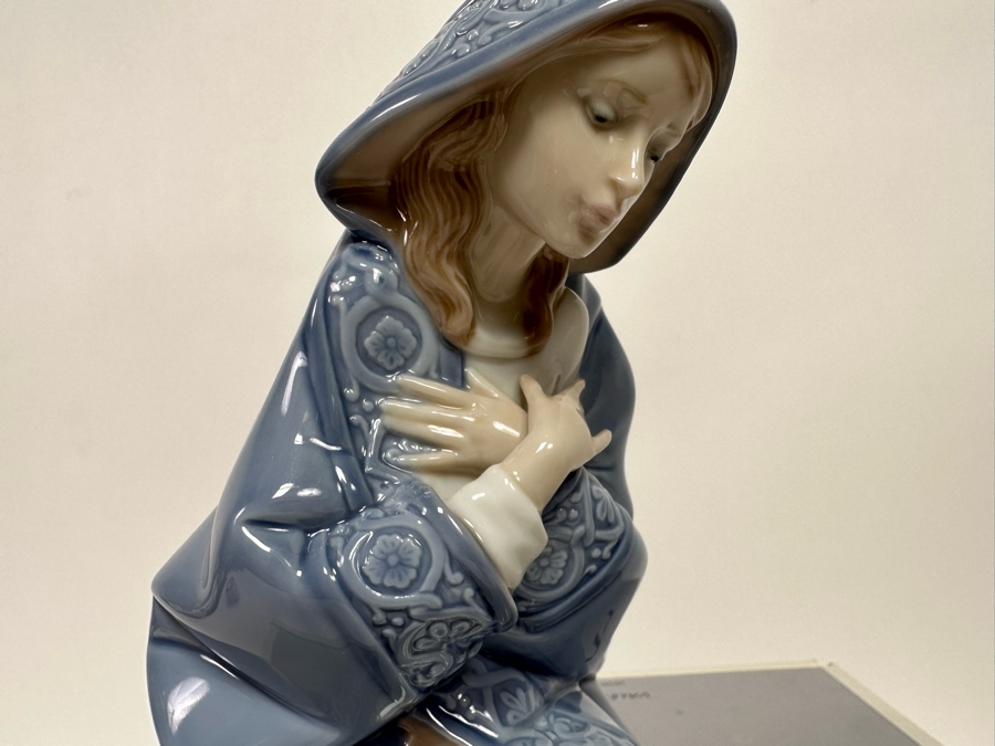 Vintage 1990 Lladro Nativity Figurine Virgin Mary With Original Box 05477