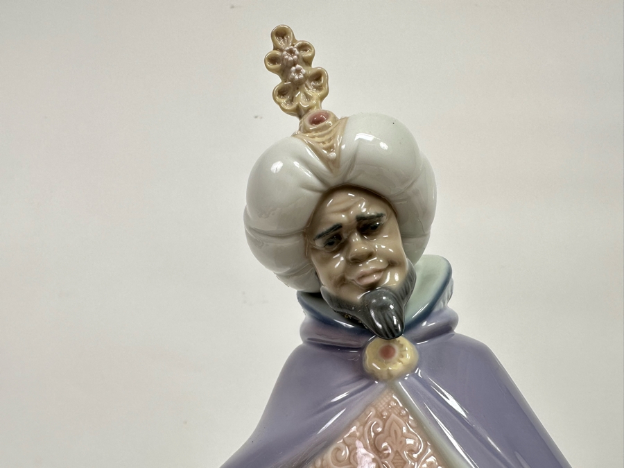 Vintage 1990 Lladro Nativity Figurine King Balthasar With Original Box 010.05481 [Photo 4]