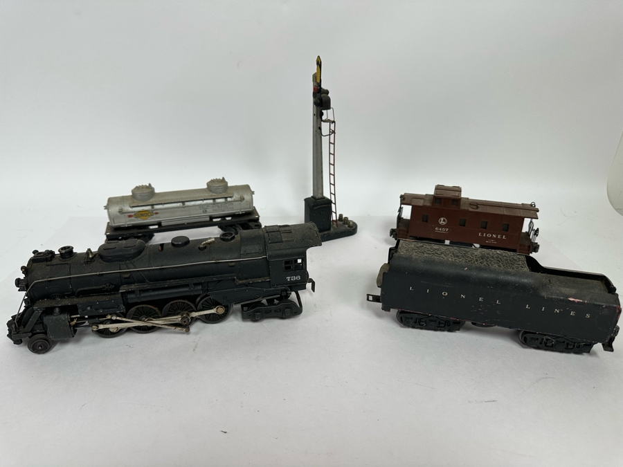 Vintage Lionel Trains [Photo 2]