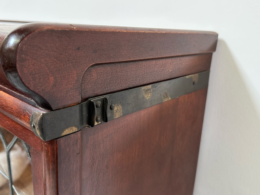 Antique Stacking Lawyer Barrister Bookcase By The Globe-Wernicke Co (Top Case Has Several Cracks In Glass - See Photos) 34W X 12D X 58H [Photo 11]
