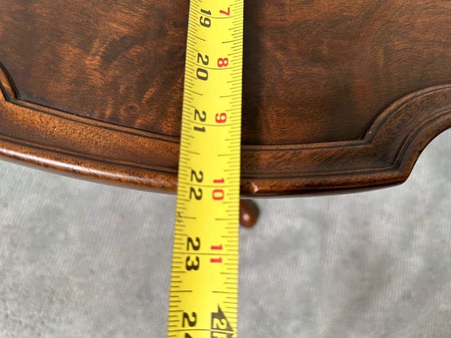 Vintage Mahogany Pedestal Pie Crust Table 28W X 22D X 24H [Photo 10]