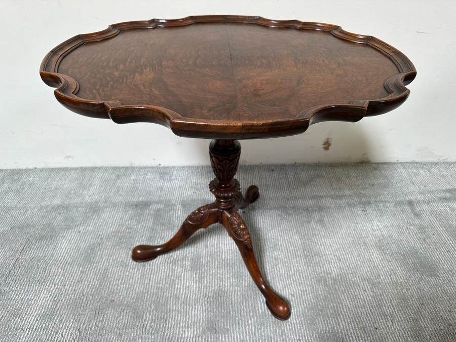 Vintage Mahogany Pedestal Pie Crust Table 28W X 22D X 24H [Photo 2]