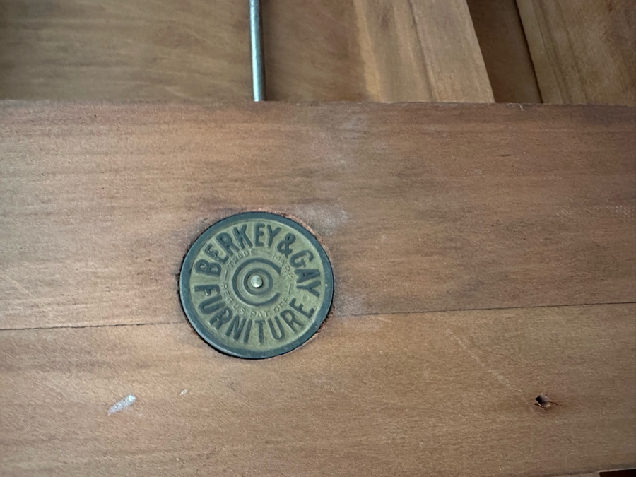 Antique Berkey & Gay Furniture Dining Room Table 62W X 42.5D X 30H With Three 11' Leaves And Six Chairs [Photo 17]