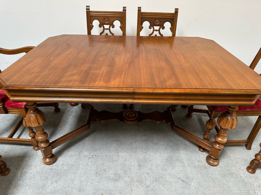 Antique Berkey & Gay Furniture Dining Room Table 62W X 42.5D X 30H With Three 11' Leaves And Six Chairs [Photo 7]