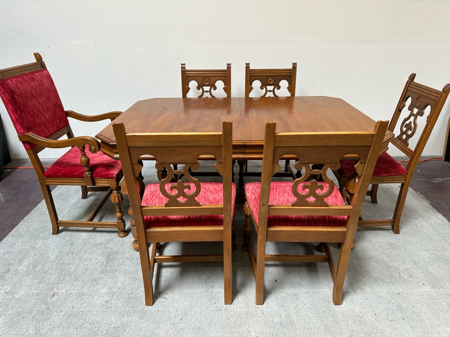 Antique Berkey & Gay Furniture Dining Room Table 62W X 42.5D X 30H With Three 11' Leaves And Six Chairs [Photo 3]