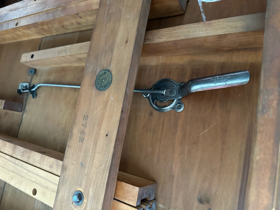 Antique Berkey & Gay Furniture Dining Room Table 62W X 42.5D X 30H With Three 11' Leaves And Six Chairs [Photo 15]