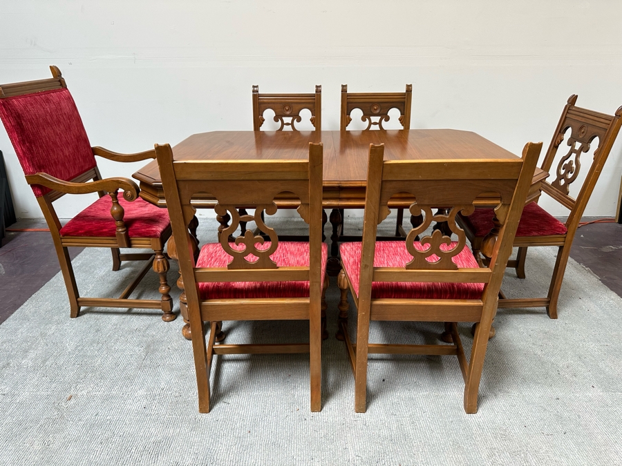 Antique Berkey & Gay Furniture Dining Room Table 62W X 42.5D X 30H With Three 11' Leaves And Six Chairs [Photo 4]
