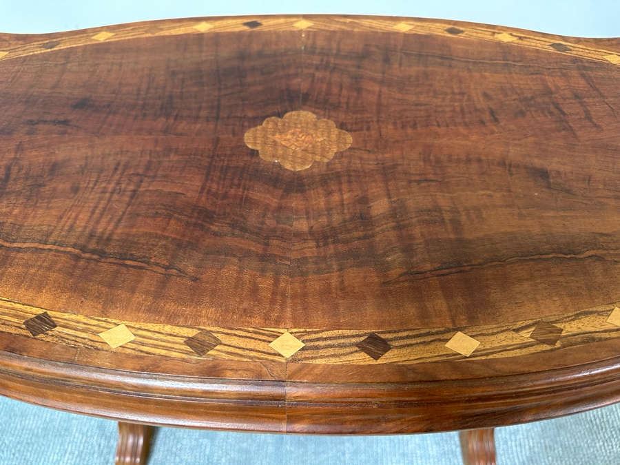 Antique Inlaid Wooden Oval Side Table 32.5W X 15D X 26.5H [Photo 5]