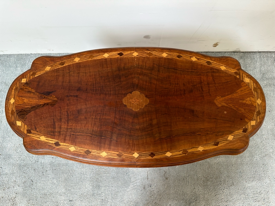Antique Inlaid Wooden Oval Side Table 32.5W X 15D X 26.5H [Photo 3]