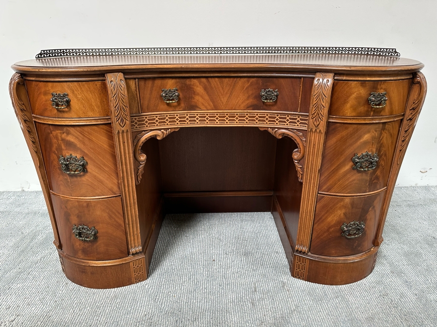 Vintage Wooden Kidney Shaped Desk 51.5W X 21D X 31.5H [Photo 4]