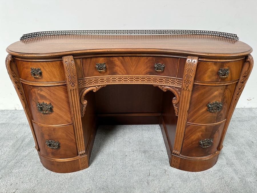 Vintage Wooden Kidney Shaped Desk 51.5W X 21D X 31.5H [Photo 5]