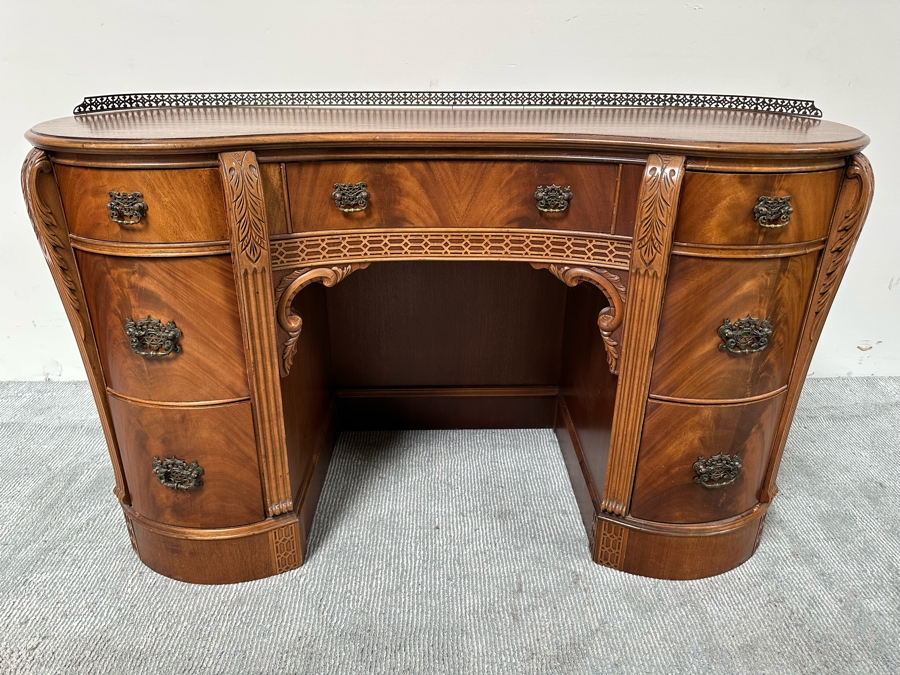 Vintage Wooden Kidney Shaped Desk 51.5W X 21D X 31.5H [Photo 3]