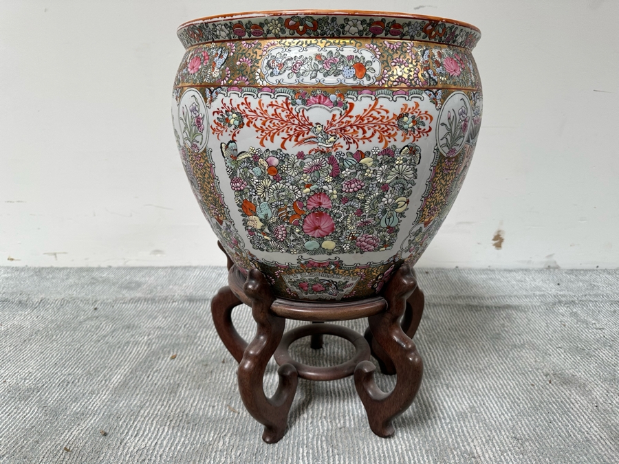 Large Chinese Porcelain Famille Rose Fish Bowl Planter 17.5W With Wooden Stand [Photo 7]