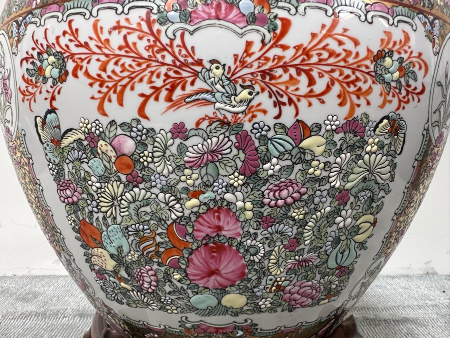 Large Chinese Porcelain Famille Rose Fish Bowl Planter 17.5W With Wooden Stand [Photo 8]