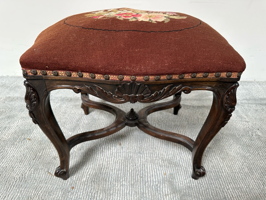 Antique Needlepoint Vanity Stool 19.5W X 16D X 18H [Photo 3]