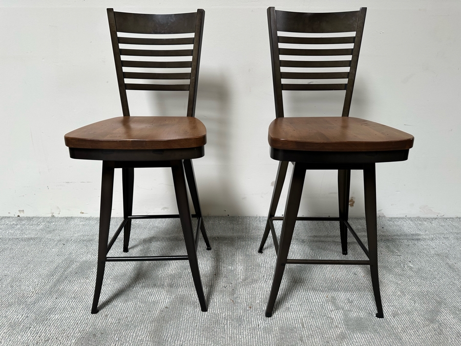 Pair Of Heavy Wooden And Metal Swivel Bar Stools 25' Seat Height By Amisco [Photo 2]