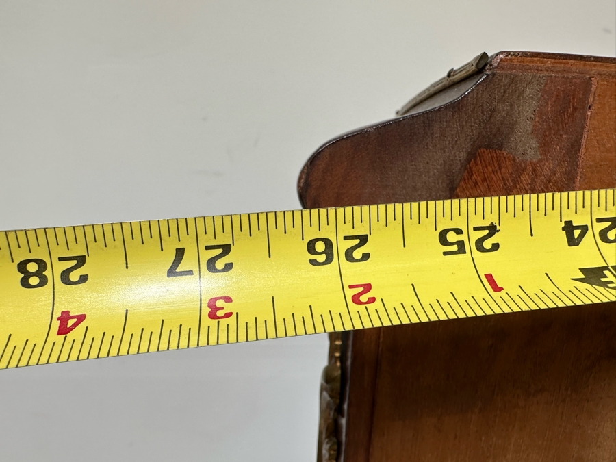 Vintage French Louis XV Style Hand Painted Vitrine Display Cabinet Made In Spain 27W X 12.5D X 59.5H [Photo 19]