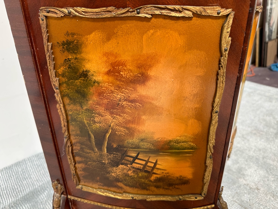 Vintage French Louis XV Style Hand Painted Vitrine Display Cabinet Made In Spain 27W X 12.5D X 59.5H [Photo 9]