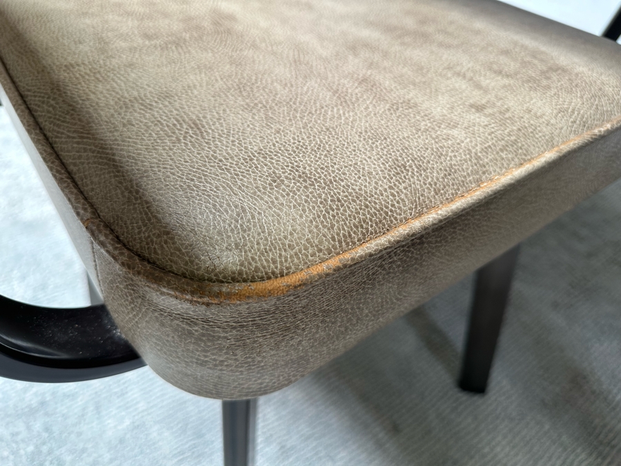 Solid Wooden And Metal Dining Table 60.5W X 38D X 29.5H With Two 15' Leaves And Four Chairs By Amisco [Photo 8]