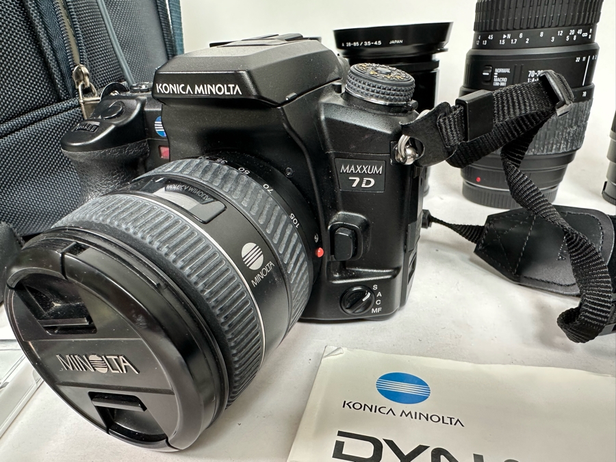 Konica Minolta Dynax Maxxum 7D Digital Camera With Five Lenses, Flashes, Accessories And Camera Bag [Photo 6]