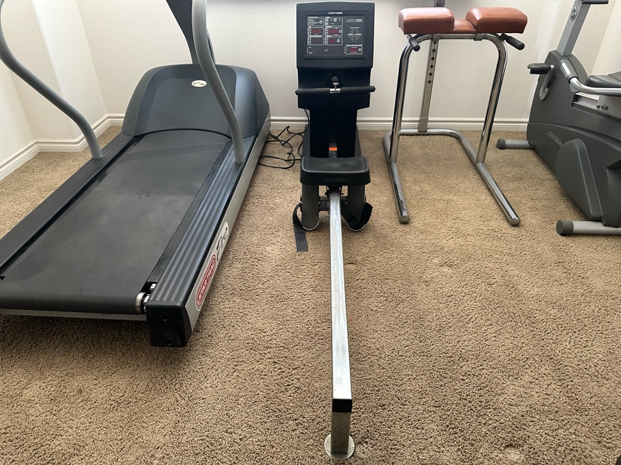 Computer Row Rowing Machine By Universal 16W X 102D X 38H [Photo 2]
