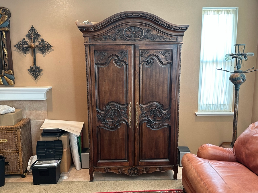 Hekman armoire clearance